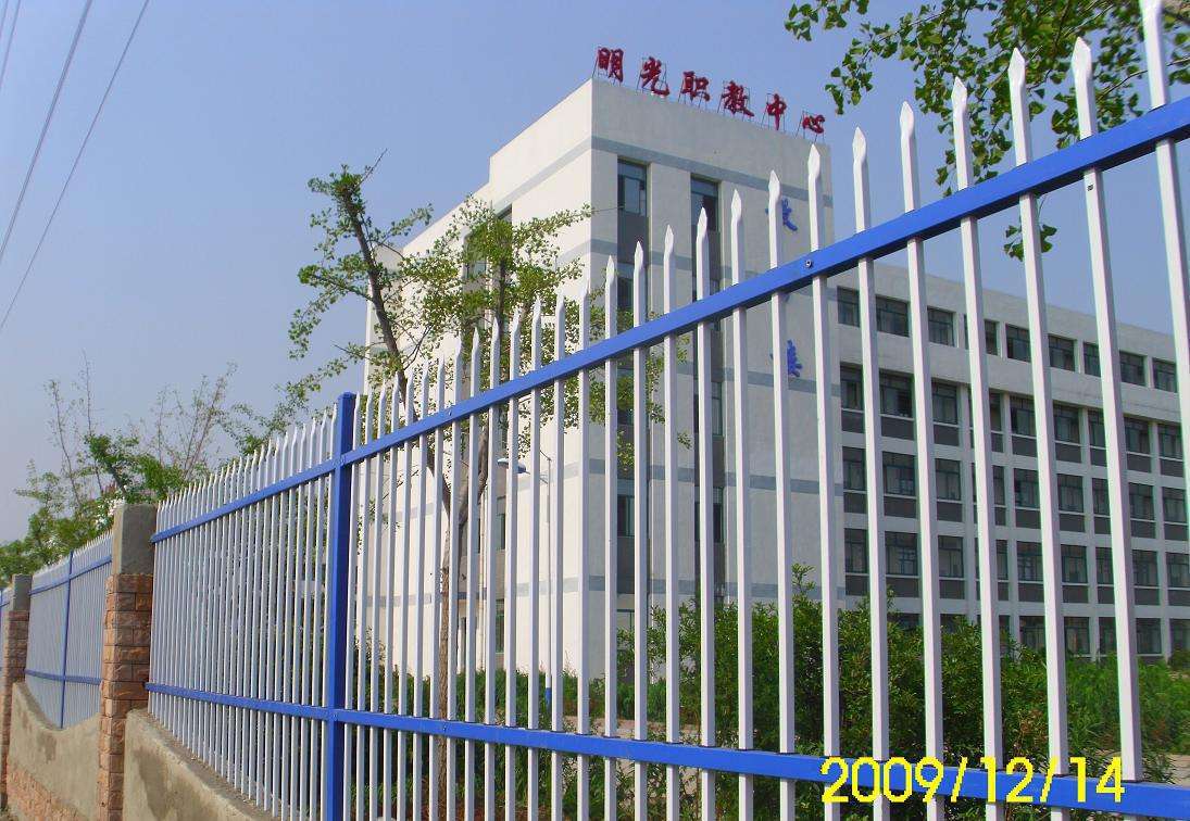 重庆巫山县喷塑铁艺围栏六号